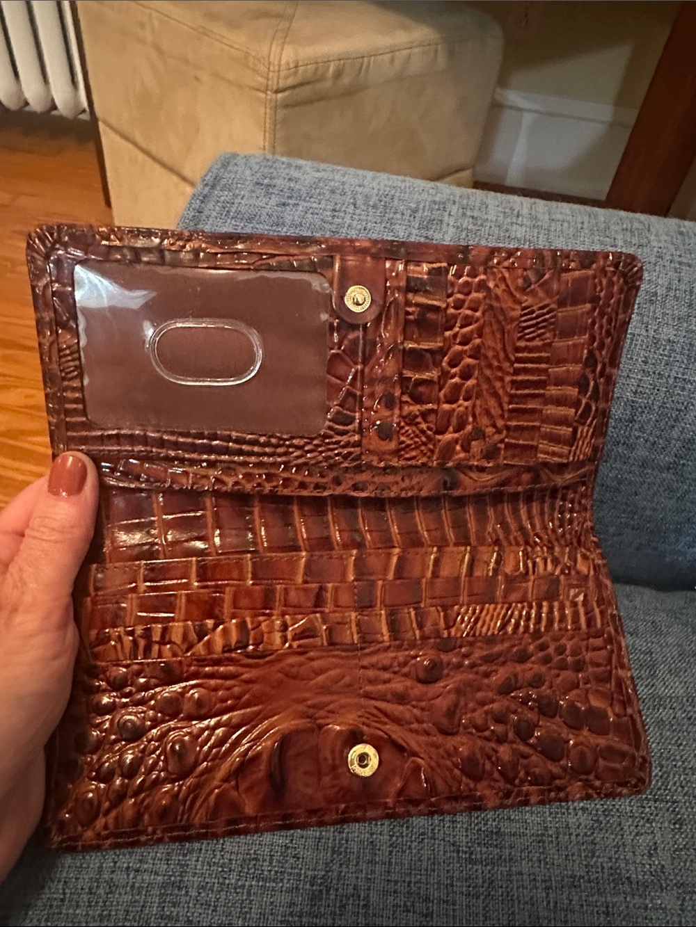 Brahmin Glossy Brown Croc-Embossed Leather Wallet - Picture 5 of 6